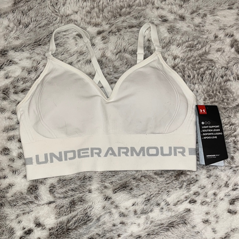 under armour sports bra (new with tag)